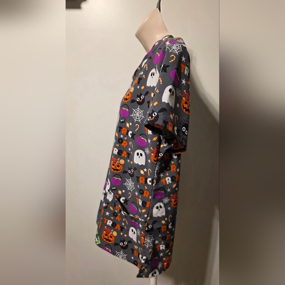 Scrubaid Halloween Scrub Top - Picture 3 of 6